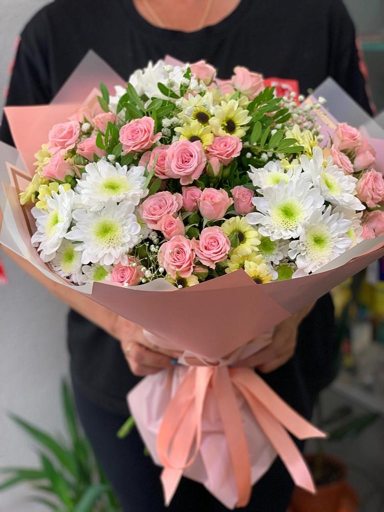 Букет цветов из: Розы и Хризантемы в Елках