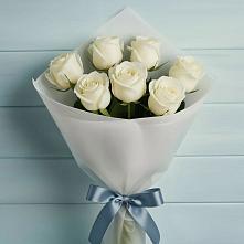 Букет 7 Белых роз Эдлесс Лав в Елках