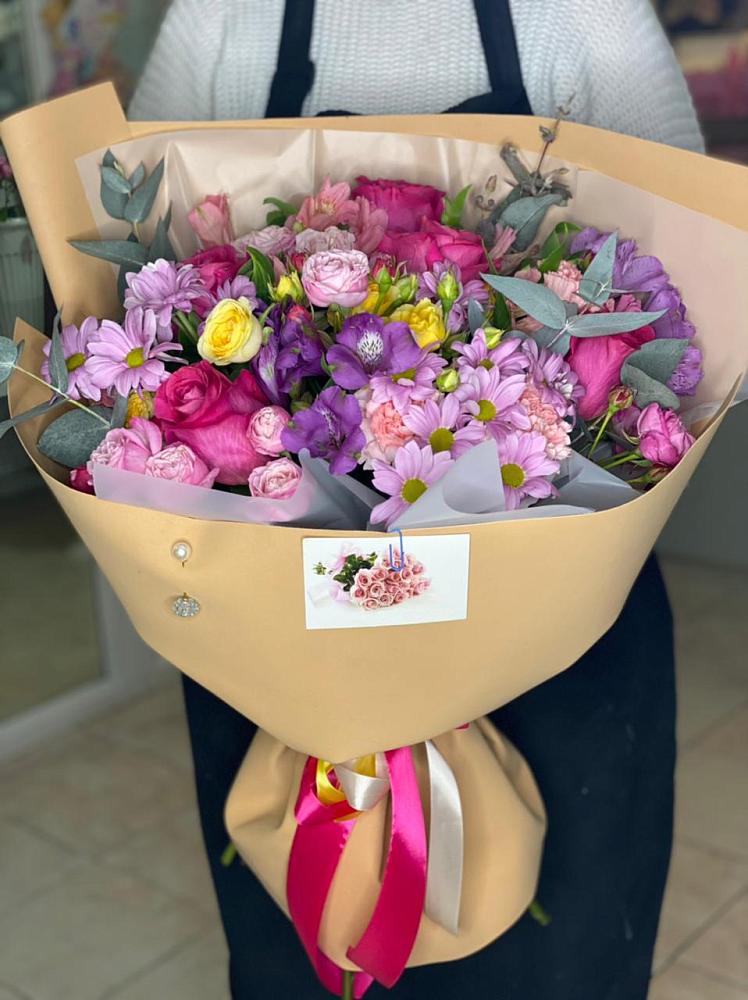 Букет цветов из: Хризантемы, Гвоздики и Альстромерии в Елках