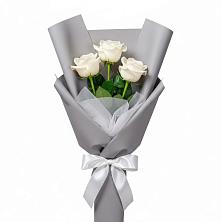 Букет 3 белые розы в Елках