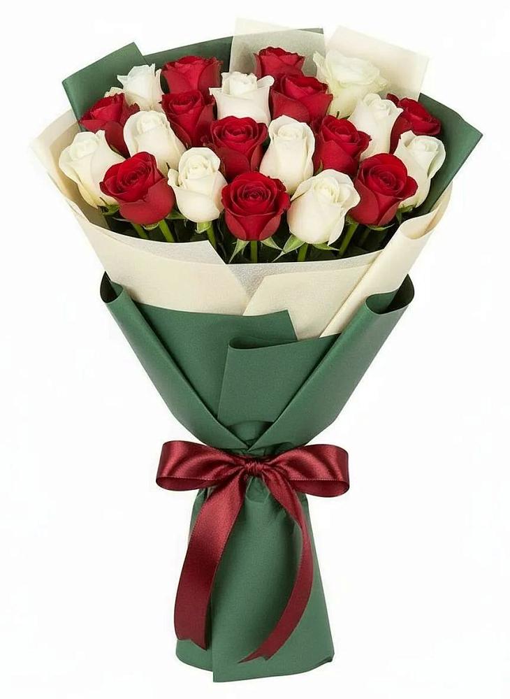 Букет Микс из красных и белых роз в Елках