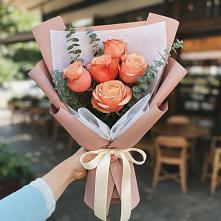 Букет цветов из:  Розы в Елках