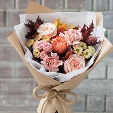 Букет цветов из:  Гвоздики, Хризантемы и Розы в Елках