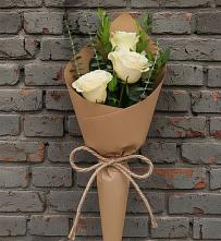 Букет цветов из:  Розы #REPLACE_PRED# Елках