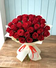 Букет 29 Красных роз #REPLACE_PRED# Елках