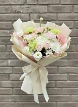 Букет цветов из:  Гвоздики, Розы, Лизиантусы и Хризантемы в Елках