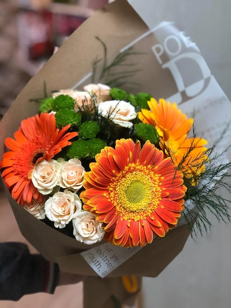 Букет цветов из: Герберы, Хризантемы и Розы в Елках