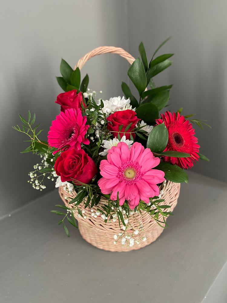 Цветочная композиция из Розы, Хризантемы и Герберы в корзине в Елках
