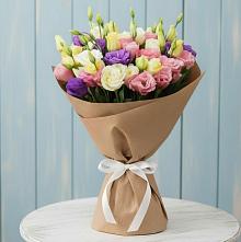 Букет цветов из:  Лизиантусы в Елках