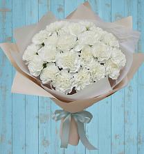 Букет цветов из:  Гвоздики в Елках