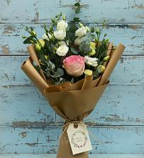 Букет цветов из:  Розы и Лизиантусы в Елках
