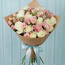 Букет цветов из:  Розы #REPLACE_PRED# Елках