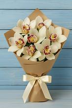 Букет цветов из:  Орхидеи и Розы #REPLACE_PRED# Елках