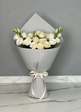 Букет цветов из:  Розы и Лизиантусы в Елках